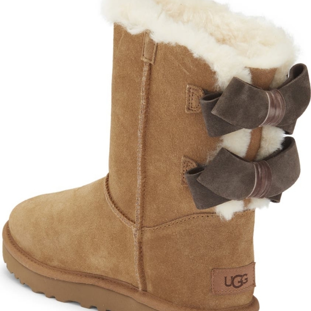 Women's Ugg Tan Suede Boots - Picture 2 of 3